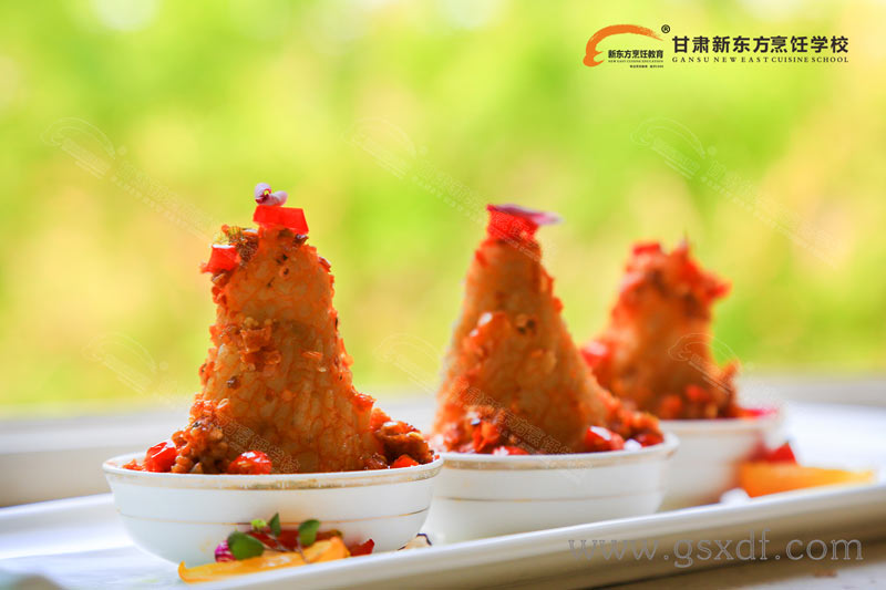 甘肃新东方<a href='http://m.gsxdf.com/' target='_blank'><u>烹饪学校</u></a>土豆全宴作品3