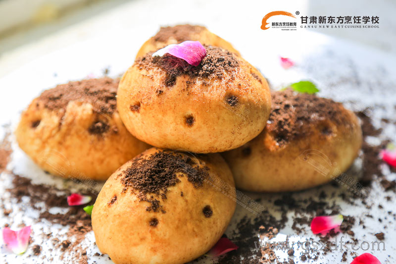 甘肃新东方<a href='http://m.gsxdf.com/' target='_blank'><u>烹饪学校</u></a>土豆全宴作品12