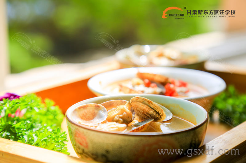 甘肃新东方<a href='http://m.gsxdf.com/' target='_blank'><u>烹饪学校</u></a>土豆全宴作品6
