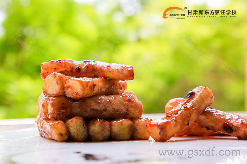 甘肃新东方<a href='http://m.gsxdf.com/' target='_blank'><u>烹饪学校</u></a>土豆全宴作品9