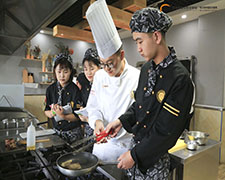 到甘肃新东方烹饪学校可以学西餐吗？