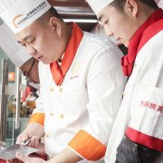 初中成绩不好学什么技术？