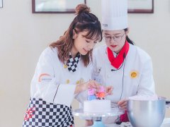 女生学籍低别怕，学西点,未来一样充满阳光