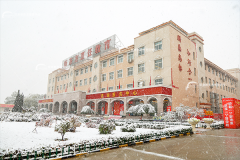 来甘肃新东方烹饪学校领略今秋的第一场雪