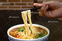 <b>学兰州牛肉面去哪好？学兰州牛肉面就来甘肃新东方烹饪学校</b>