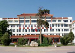 <b>定西工贸中等专业学校</b>