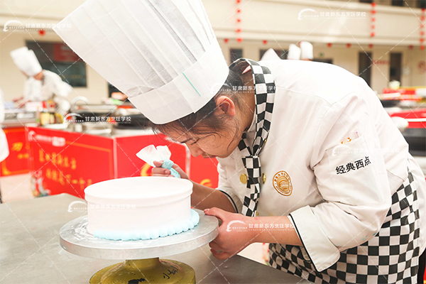 甘肃新东方<a href='http://m.gsxdf.com/' target='_blank'><u>烹饪学校</u></a>