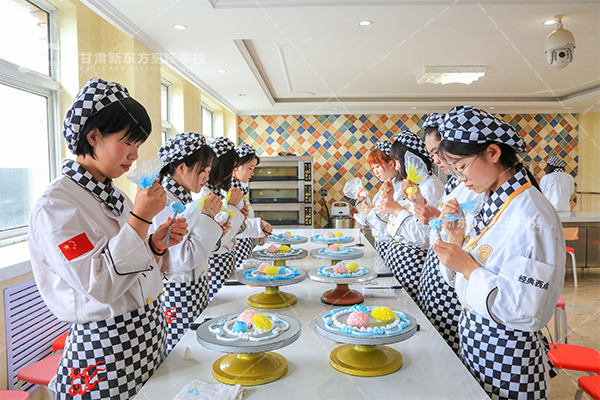 甘肃新东方<a href='http://m.gsxdf.com/' target='_blank'><u>烹饪学校</u></a>单招