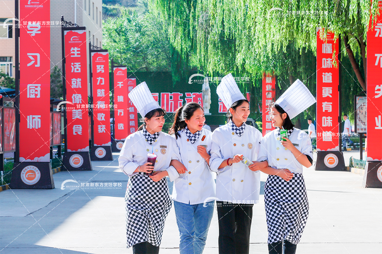 <b>即将高考，愿每一位学子都能够走进理想的大学！</b>