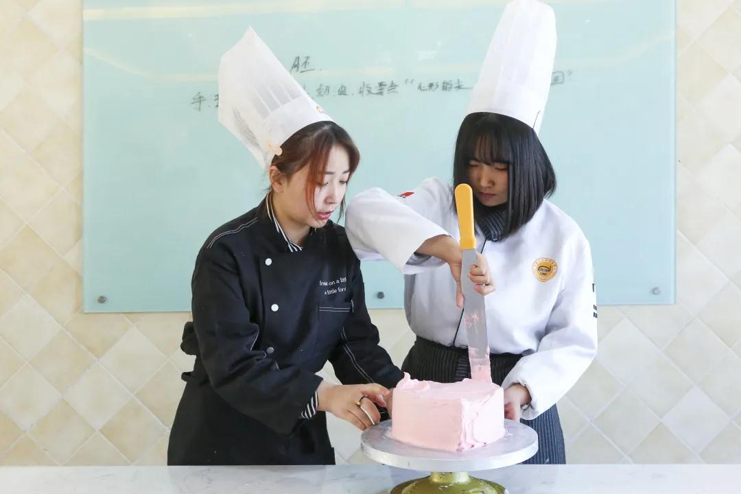 甘肃新东方