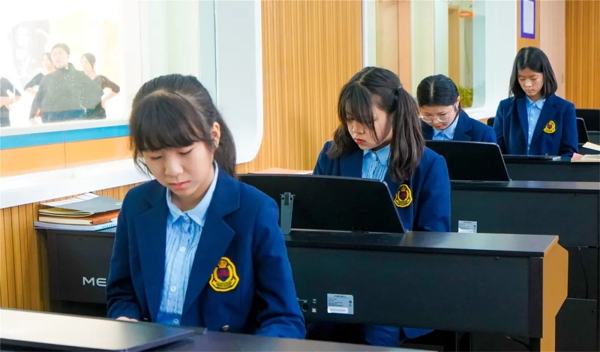 初高中毕业生学幼师