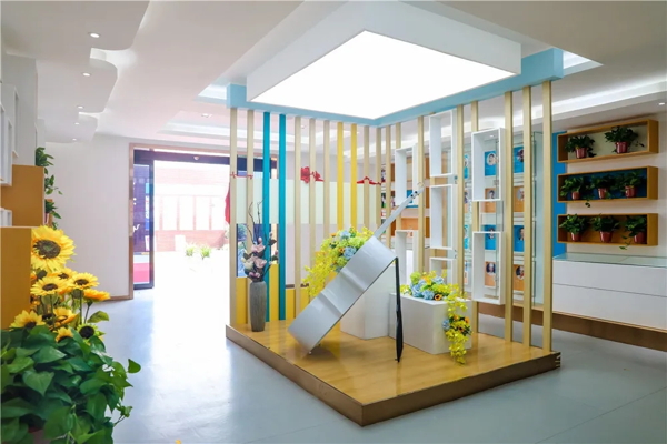 初高中毕业生学幼师