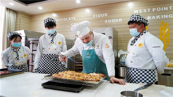 西安学烘焙哪个学校好