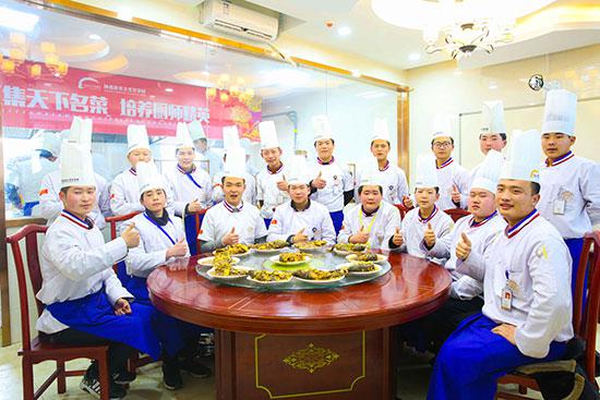 学烹饪技术未来可以胜任哪些职业，又该如何选择方向
