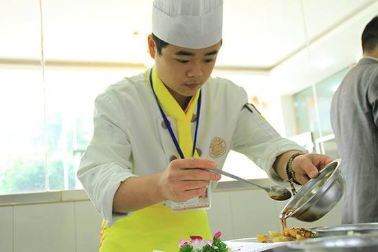 新东方烹饪学校毕业分配工作一个月工资多少钱