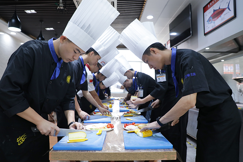 新东方烹饪学校学费价目表