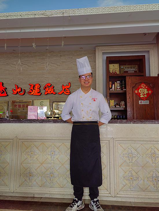 从烹饪精英到逐梦大厨 —— 王敬涛的美食之旅