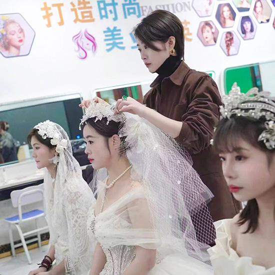 甘肃哪里有化妆的地方？