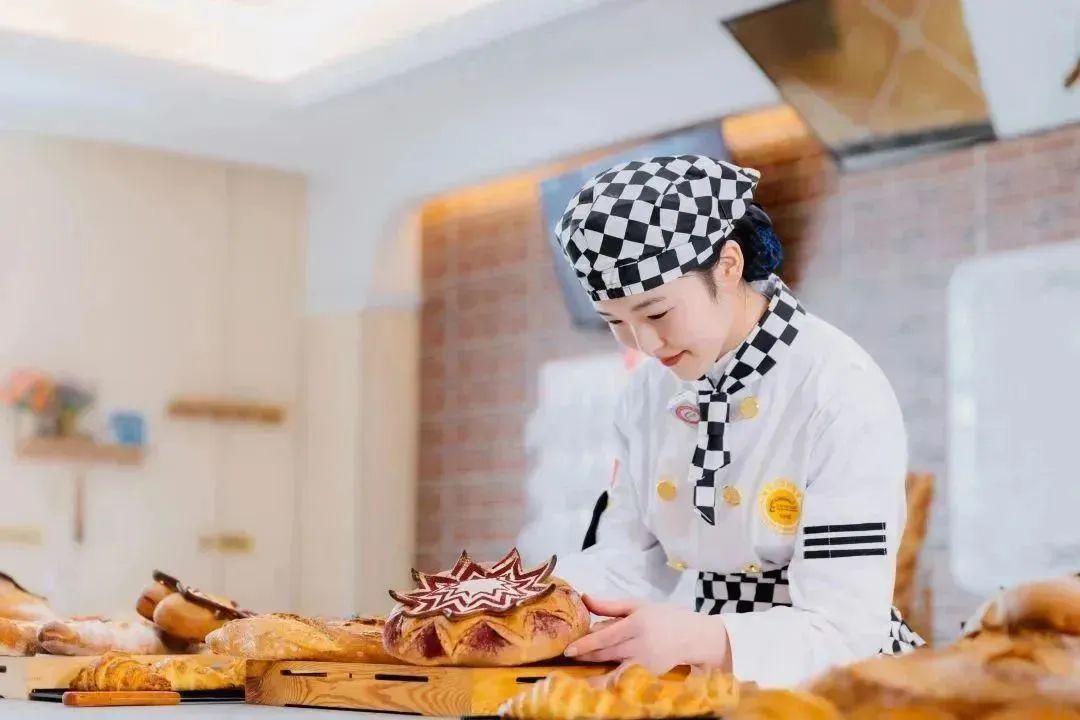 甘肃西点师培训学校,学专业西点技术到新东方