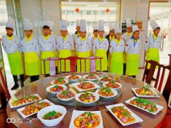 学厨师，烹饪幸福味道，缔造美味传奇！