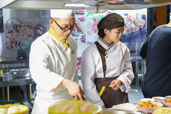 粽遇好前程，学技正当时！甘肃新东方烹饪学校端午报名火热进行中