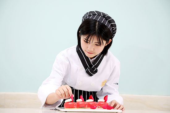 高中生学烹饪，未来不止是 “做饭”，学厨多元岗位梳理