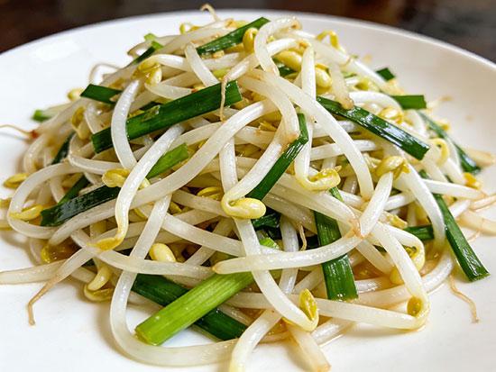 如何炒豆芽好吃又不出水？