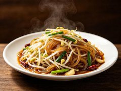 豆芽炒粉条：5分钟搞定的家常下饭菜