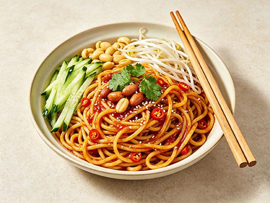 学做凉面：夏天就靠它了