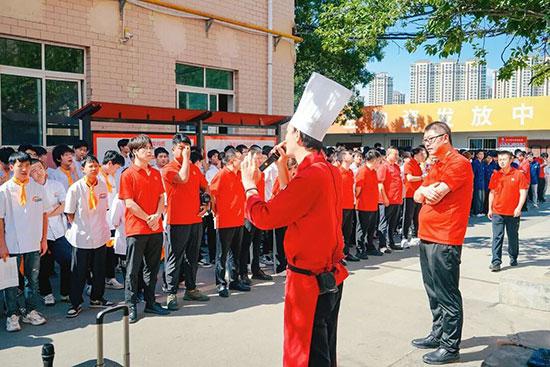 以演筑防，安全 “救” 在身边｜我校开展全校综合消防应急演练