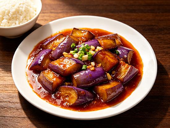 红烧茄子：软糯入味，比肉还下饭