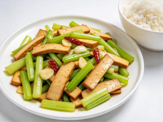芹菜炒豆干怎么做？清脆爽口，简单下饭